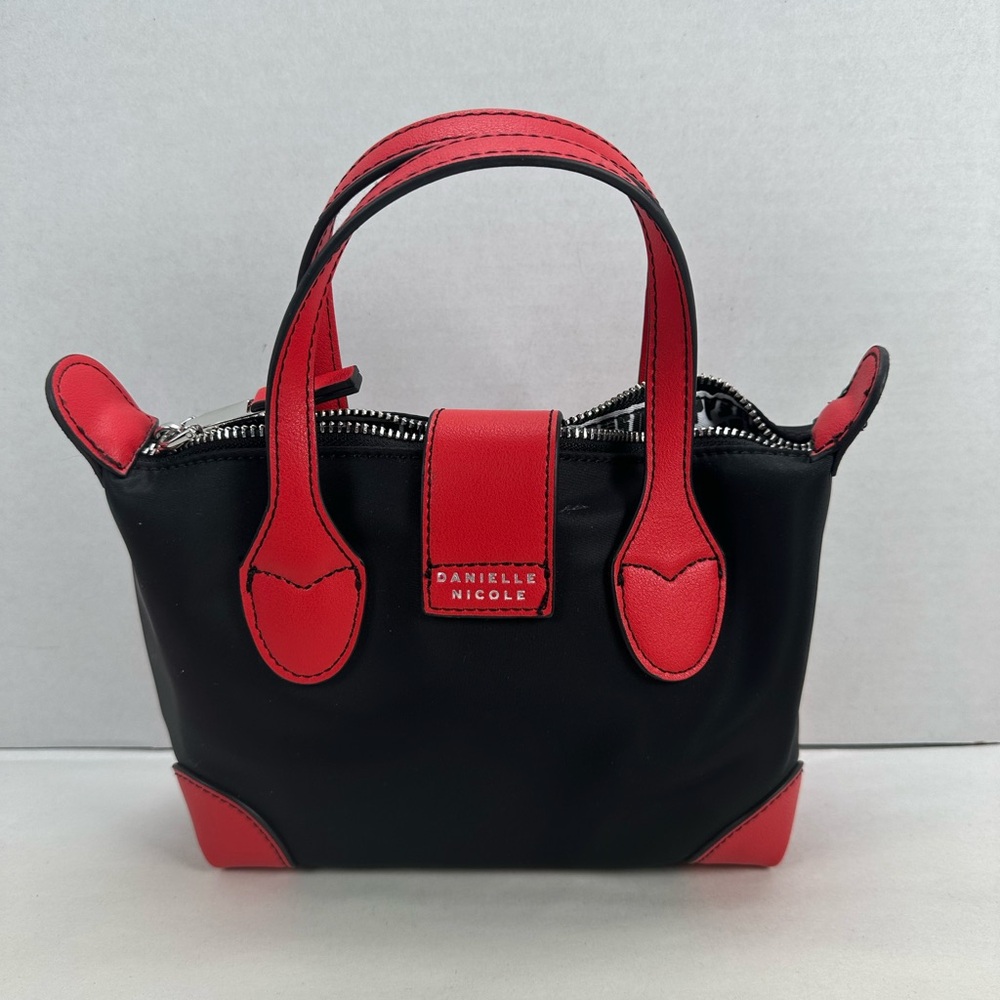 Danielle Nicole Peanuts Snoopy & Woodstock Mini Satchel
- BoxLunch Exclusive - Picture 6 of 6